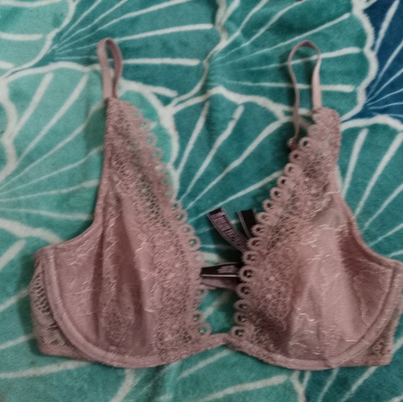 VS bralette bundle 32C - Picture 6 of 8